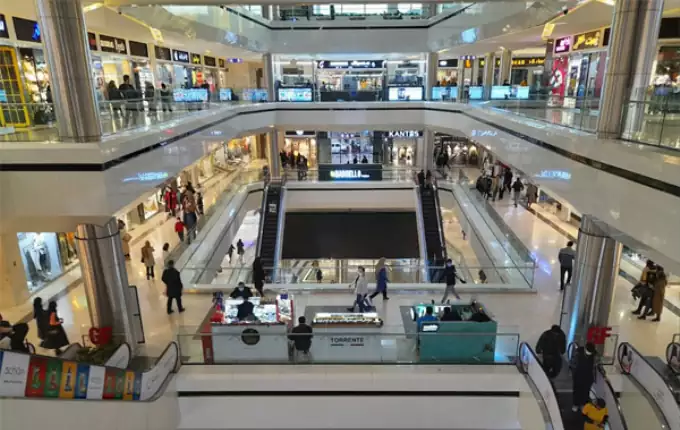کوروش مال بهترین مرکز خرید در غرب تهران