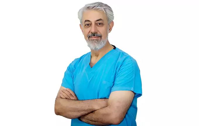 دکتر جعفریان بهترین متخصص ایمپلنت در تهران