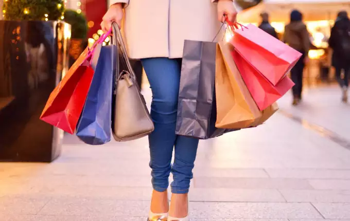 بازار اطلس لاله از بهترین جاهای دیدنی سرعین