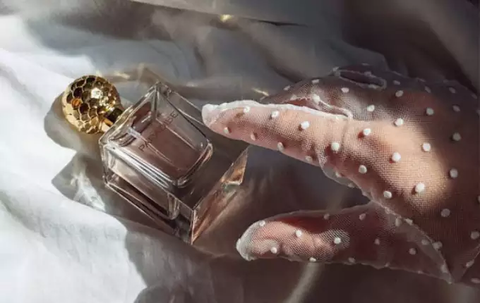 عطر و ادکلن ارشیا بهترین عطر و ادکلن فروشی غرب تهران