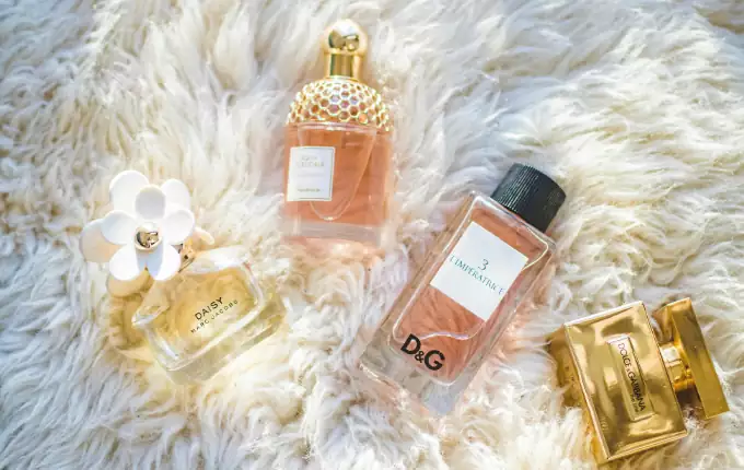 فروشگاه عطر نافه بهترین فروشگاه عطر تهران