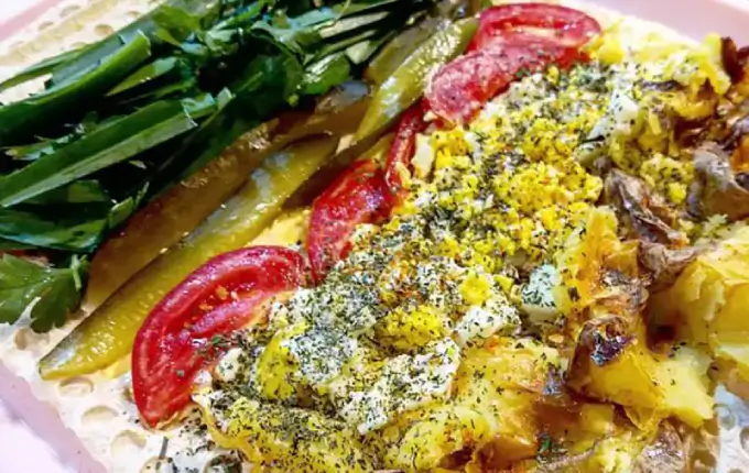 طرز تهیه یرآلما یومورتا از غذاهای سنتی در تبریز