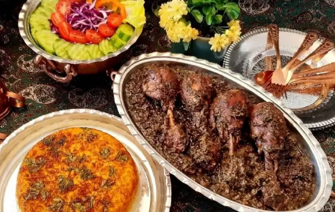 مرغ ترش شمالی از بهترین غذاهای سنتی شمال