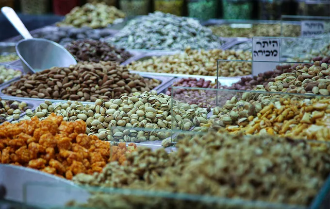 بازار بزرگ تهران مرکز خرید آجیل در تهران